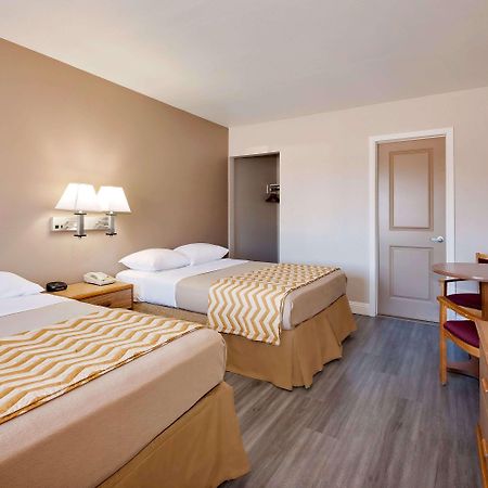 Travelodge By Wyndham Eureka Kültér fotó