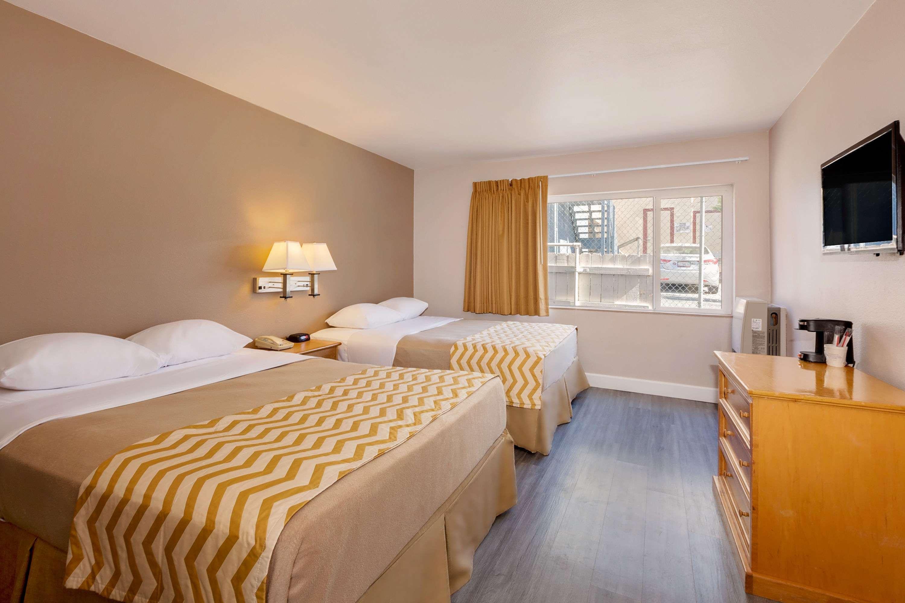 Travelodge By Wyndham Eureka Kültér fotó