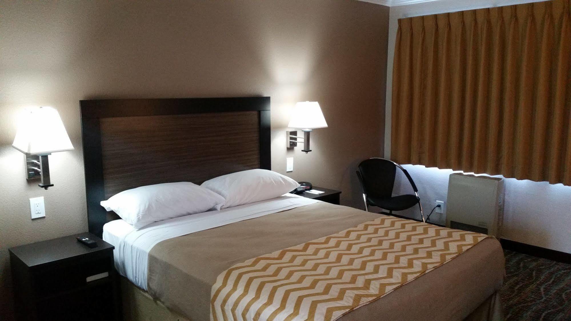 Travelodge By Wyndham Eureka Kültér fotó